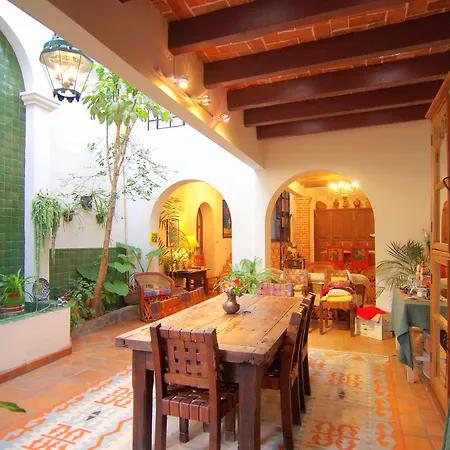 Casa De La Noche-2